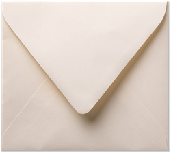Envelop Vintage 12,5 x 14 cm ivoor